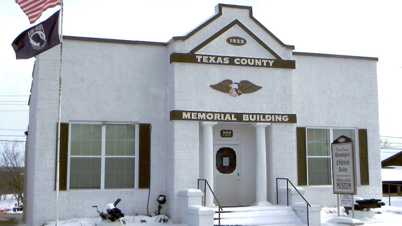 Texas County Memorial Building